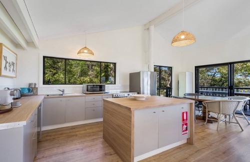 Killcare Heights House | 'Ocean Ridge at Killcare' by Accom Holidays