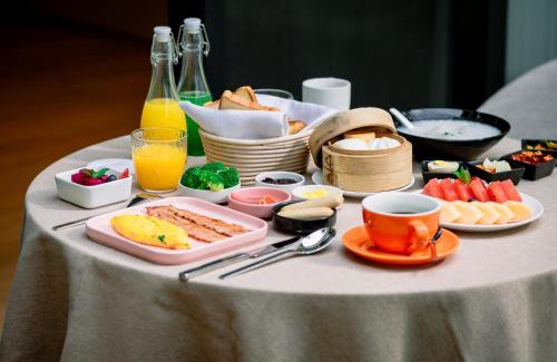 Chengdu Hotel | Ocean Spring Resort Chengdu - MGallery Collection