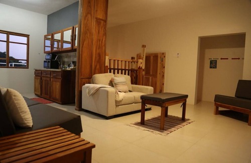 Treasure Beach Apartment | Ocean-View Apartment at VillaMerissa 4 BR/4 Bath. Walk to Beach, JackSprat