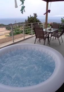 Ratzakli Apartment | Ocean view apartment
