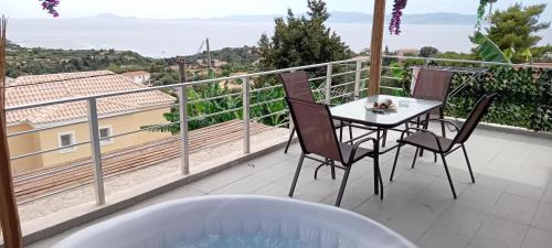 Ratzakli Apartment | Ocean view apartment