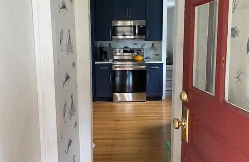Pine Orchard House | Ocean View cottage in Indian Neck. Super Host with 5-Star Rating