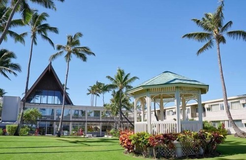 Kahului Apartment | Ocean View Double-Bed Room w/ WiFi, Private Lanai, & Great Views of the Pacific