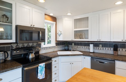 Beverly Beach House | Ocean View & Family Friendly
