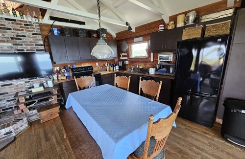South Wellfleet House | Ocean View in the National Seashore (CS0014)