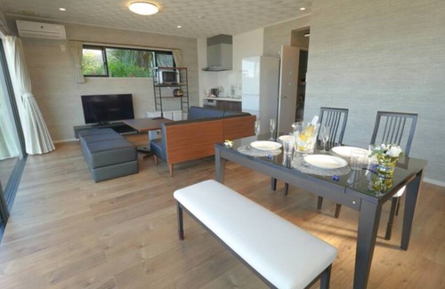 Uruma Apartment | Ocean View/private BBQ/12 People/PADEL 1F