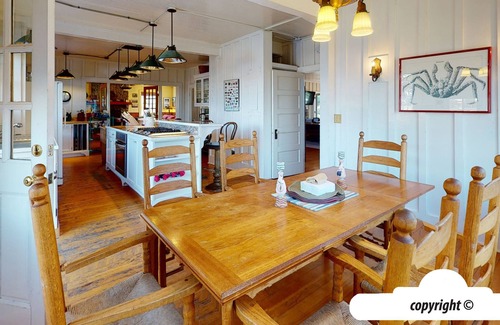 Gearhart House | OCEAN VIEW: SAND HILL MANOR: Seaside Vacation Homes, Inc. Managed