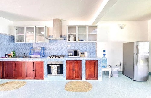 Kilifi Apartment | Ocean views and sunset sails.
