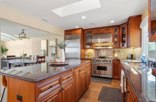 Bay Park House | Ocean Views! Outdoor Oasis -Hot Tub/Pool/BBQ