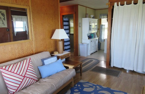 Mid-Coast and Islands Cottage | Ocean Watch - Relax and let the ocean sweep you away at this charming retreat