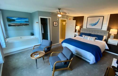 Juan de Fuca Electoral Area House | Ocean Wilderness Inn