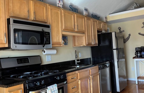 Salisbury Beach Condo | Oceanfront! 2 bed, 1 bath Condo with ocean and sunrise views- AC and WiFi
