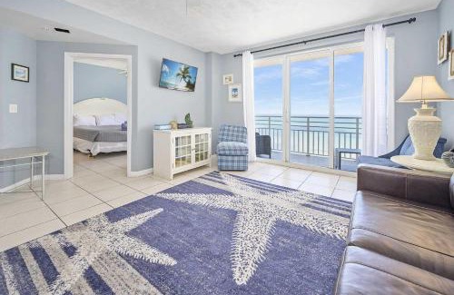 Brush - Stewarts House | Oceanfront Beach Escape Ocean Walk Resort Daytona