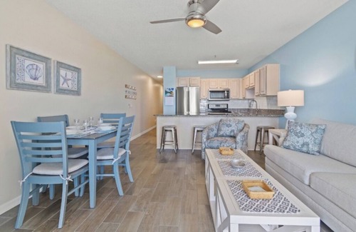 Ocean Isle Beach Condo | Oceanfront Condo in Ocean Isle Beach That Sleeps 6