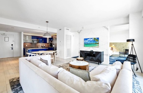 Central Beach Condo | Oceanfront Luxury - Resort Access: 2BR 2BA