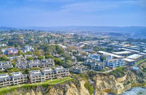 Solana Beach Apartment | Oceanfront Luxury, Fully Remodeled, Five-Star