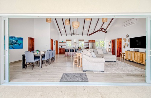 Placencia House | Oceanfront oasis on the beach with private pool, gazebo, grill, patio, and AC