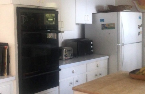 Greencastle House | Oceanfront Perfection - Daily Housekeeping/Private Cook included!