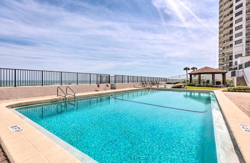 Daytona Beach Shores Apartment | Oceanfront Retreat with Beach and Resort Access!