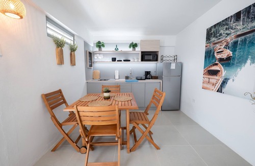 Algarrobos Apartment | Oceanfront Retreat w/Terrace, Direct access to Beach & BBQ