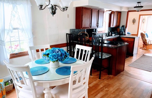 Point Judith House | Oceanfront Seaside Cottage on the Point Judith Peninsula in Narragansett