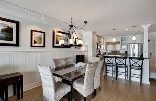 Solana Beach Condo | Oceanfront! Unobstructed Views-Corner Unit - Totally Remodeled 2024
