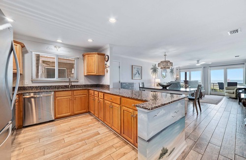 Ono Island Condo | Oceanfront | Walk to FloraBama | 2 Pools | 2 Boat Docks w/Slips | My Beach Getaways