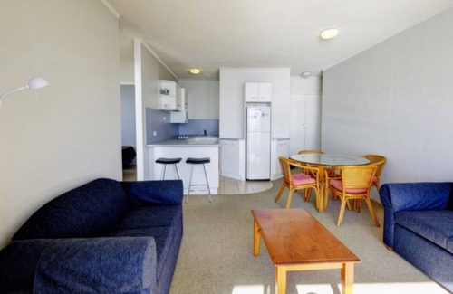 Forster Apartment | Oceanic 17 - Opposite from main beach