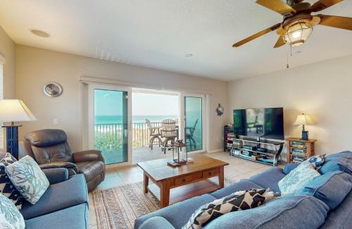 Independence Square Apartment | Oceanside 201