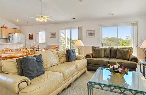Carova Beach House | Oceanside, 5 BRs, Wild Horses, 600 ft to Beach Access, 4wheel Drive Area, 4x2398, The T House