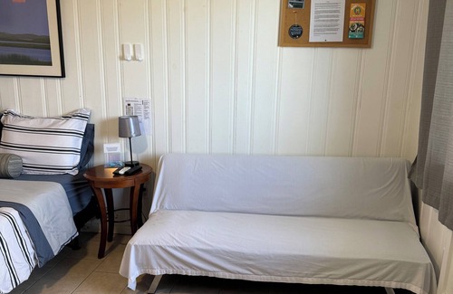 Hampton Apartment | Oceanside Motel room at North Beach Motel! Pet Friendly!