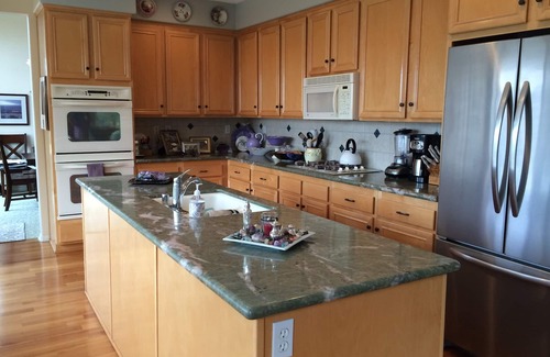 Fire Mountain House | Oceanside Overlook. 4 Bdr/3 Ba Hilltop Home. Walk Or Bike To C' Bad Or O' Side!