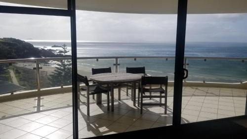Mount Maunganui Apartment | Oceanside Resort & Twin Towers