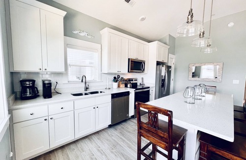 Corolla Light Condo | OceansideLuxuryCondo*Walk2 Beach*Pool*NoStairs*