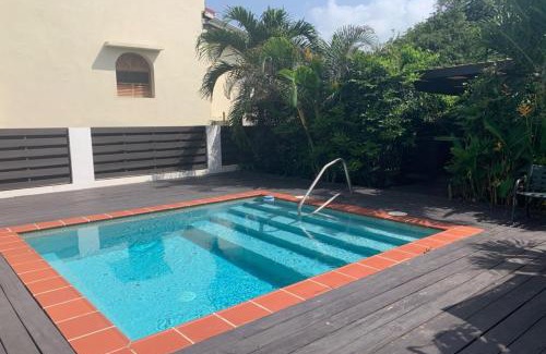 Choc House | Oceanview Marisule Ridge