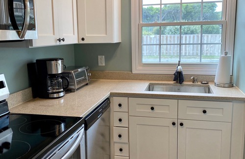 Pine Knoll Shores House | Oceanview Unit in Desirable, Family-Friendly Community.
