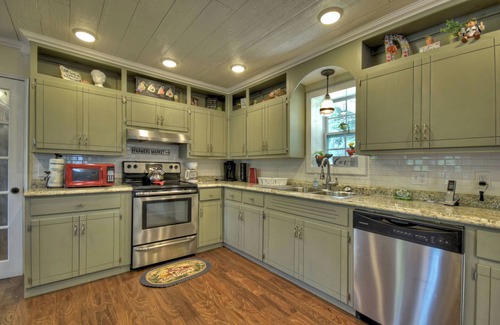 Copperhill House | Ocoee River Retreat | Water Front | Deck on Water