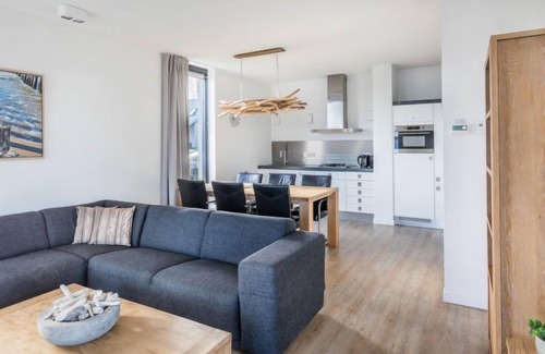 Tholen House | Oesterdam Resort by Interhome