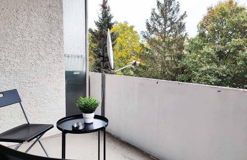 Lammerspiel Apartment | OF14 - Modernes Apartment mit Balkon in Mühlheim