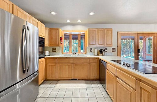 McCall Apartment | Off The Hook of McCall