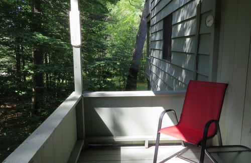 Bartlett Condo | Official Seasons RMC Condo 3E - 1 Bedroom + Loft - sleeps 10 - Dog Fees