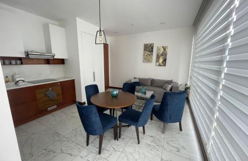 Gonzalez Suarez Apartment | Oh 801,Suit de lujo en Gonzalez Suarez