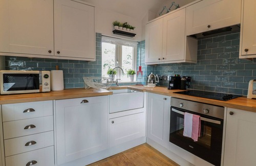 Charlestown Cottage | OH BUOY!, family friendly, character holiday cottage in Charlestown