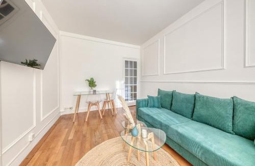 Vanves Apartment | Oh Parisien à 10 min de Paris Montparnasse