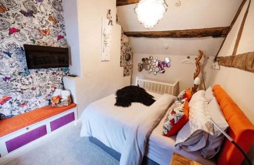 Whalley House | Oh So Snug