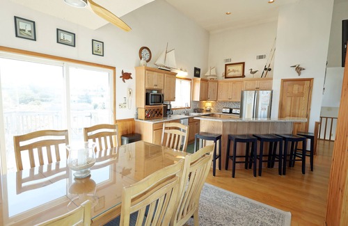 Ocean Hill House | OH1200- 5 BRs with 2 Masters, Private Pool, Hot Tub, Foosball and Volleyball!