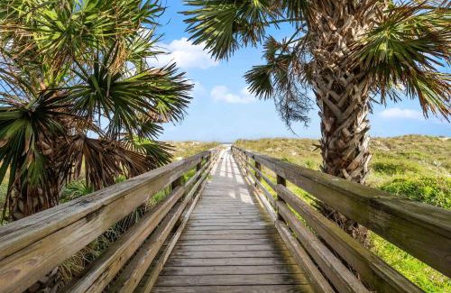 Surfcrest Village House | Ohana Bliss l 2 Pools l Walk to Beach