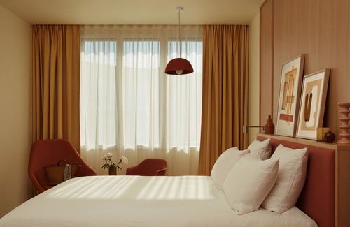 Quartier du Pont-de-Flandre Hotel | OKKO Hotels Paris Rosa Parks