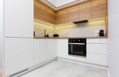 Praga Apartment | Okrzei 12 | Stylish Prestige Apartment | Parking