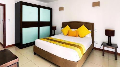 La Preneuse Apartment | Olana Beach by Horizon Holidays